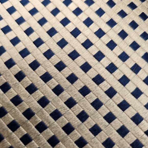 Ermenegildo Zegna- Silk Diamond Basketweave Tie - Navy Blue / Muted Gold - Picture 3 of 10